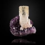 Calcite on Quartz (variety amethyst)Alto Uruguai, Rio Grande do Sul, Brasil16,5	x	15,5	x	17,5	cm (Author: MIM Museum)