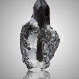Gaudefroyite with Calcite<br />N'Chwaning mining area, Kuruman, Kalahari manganese field (KMF), Northern Cape Province, South Africa<br />2,5	x	1,5	x	4,5	cm<br /> (Author: MIM Museum)