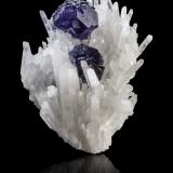 Fluorite on Quartz<br />Dongpo, Yizhang District, Chenzhou Prefecture, Hunan Province, China<br />21,0	x	15,0	x	10,5	cm<br /> (Author: MIM Museum)
