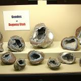 Quartz (geode)Juab County, Utah, USAvarious sizes as noted in the pix (Author: Bob Harman)