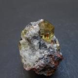 Fluorapatito<br />Mina Cerro de Mercado, Cerro de los Remedios, Victoria de Durango, Municipio Durango, Durango, México<br />3,5 x 3,5 x 3 cm<br /> (Autor: Antonio Alcaide)