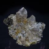 Quartz, Muscovite<br />Rist Mine, Hiddenite, Alexander County, North Carolina, USA<br />12.5 x 8.7 cm<br /> (Author: am mizunaka)