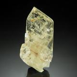 Montebrasite<br />Telírio claim, Linópolis, Divino das Laranjeiras, Vale do Rio Doce, Minas Gerais, Brazil<br />1.3 x 3.1 cm<br /> (Author: crosstimber)