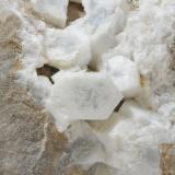 Celestine<br />Stoneco Quarry (Lime City Quarry), Lime City, Wood County, Ohio, USA<br />12.9 x 11 x 4.4 cm<br /> (Author: steven calamuci)