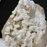 Celestine<br />Stoneco Quarry (Lime City Quarry), Lime City, Wood County, Ohio, USA<br />12.9 x 11 x 4.4 cm<br /> (Author: steven calamuci)