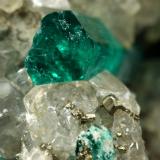 Beryl (variety emerald), Dolomite, Pyrite<br />Chivor mining district, San Gregorio Mine, Municipio Chivor, Eastern Emerald Belt, Boyacá Department, Colombia<br />21x58x31mm, largest xl=13mm<br /> (Author: Fiebre Verde)