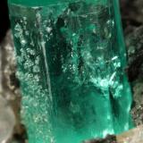 Beryl (variety emerald), Calcite<br />Coscuez mining district, Municipio San Pablo de Borbur, Western Emerald Belt, Boyacá Department, Colombia<br />59x20x60mm, xl=7x5mm<br /> (Author: Fiebre Verde)