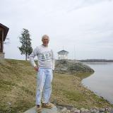 _On the banks of the Ohio River near the town of Cave-in-Rock, Illinois about 2005.  Illinois fluorite district. (Author: Bob Harman)