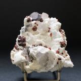 SpessartineShengus (Shingus), Distrito Roundu, Gilgit-Baltistan (Áreas del Norte), Paquistán60mm x 50mm x 20mm (Author: Philippe Durand)