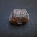 Aragonito<br />Afloramiento del Keuper, Los Molinillos, Minglanilla, Comarca Manchuela Conquense, Cuenca, Castilla-La Mancha, España<br />4,5 x 4 x 2 cm<br /> (Autor: Antonio Alcaide)