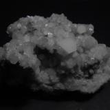 Calcita<br />Fuzichong, Cenxi, Prefectura Wuzhou, Región Autónoma Guangxi Zhuang, China<br />8,5 x 6 x 6 cm<br /> (Autor: Antonio Alcaide)