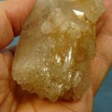 Quartz<br />Ceres, Warmbokkeveld Valley, Ceres, Valle Warmbokkeveld, Witzenberg, Cape Winelands, Western Cape Province, South Africa<br />110 x 55 x 43 mm<br /> (Author: Pierre Joubert)