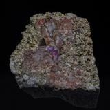 Quartz<br />Orange River, Warmbad, Karasburg District, ǁKaras Region, Namibia<br />9.0 x 11.0 cm<br /> (Author: am mizunaka)