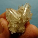 Quartz<br />Ceres, Warmbokkeveld Valley, Ceres, Valle Warmbokkeveld, Witzenberg, Cape Winelands, Western Cape Province, South Africa<br />37 x 28 x 09 mm<br /> (Author: Pierre Joubert)