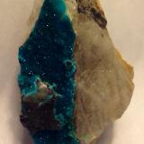 Turquoise, QuartzMina Bishop, Lynch Station, Condado Campbell, Virginia, USA5 cm (Author: JC)