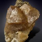 Scheelite<br />Pingwu Mine, Huya township, Mount Xuebaoding, Pingwu, Mianyang Prefecture, Sichuan Province, China<br />116 x 86 mm<br /> (Author: Manuel Mesa)