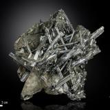 Stibnite on CalciteXikuangshan depósito de antimonio, Lengshuijiang, Prefectura  Loudi, Provincia Hunan, China110 X 93 mm (Author: Manuel Mesa)