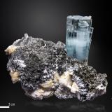 Beryl (variety aquamarine)<br />Shigar Valley, Shigar District, Gilgit-Baltistan (Northern Areas), Pakistan<br />94 X 56 mm<br /> (Author: Manuel Mesa)