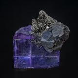 Fluorite, GalenaOjuela Mine, Mapimí, Municipio Mapimí, Durango, Mexico2.2 x 2.0 cm (Author: am mizunaka)