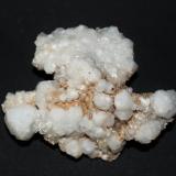 Analcime<br />Moonen Bay, Duirinish, Isle of Skye, Inner Hebrides, Highlands, Scotland / United Kingdom<br />85mm x 65mm x 45mm<br /> (Author: Philippe Durand)