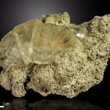 Fluorite<br />Nikolaevski Mine, Dalnegorsk, Dalnegorsk Urban District, Primorsky Krai, Far-Eastern Region, Russia<br />135 x 75 mm<br /> (Author: Manuel Mesa)