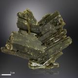 Epidote<br />Hachupa, Shigar District, Gilgit-Baltistan (Northern Areas), Pakistan<br />78 x 72 mm<br /> (Author: Manuel Mesa)