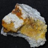 CalcitaPedrera Berta, Turó de Can Domènech, Serra de Roques Blanques, Sant Cugat del Vallès-El Papiol, Comarca Vallès Occidental / Baix Llobregat, Barcelona, Cataluña / Catalunya, España6 x 5 x 4 cm (Autor: karbu8)
