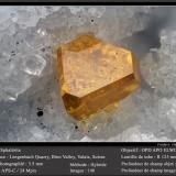 Sphalerite<br />Lengenbach Quarry, Fäld, Binn Valley (Binntal), Wallis (Valais), Switzerland<br />fov 3.5 mm<br /> (Author: ploum)