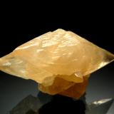 Calcite<br />Pugh Quarry, Weston, Wood County, Ohio, USA<br />2.0 x 3.3 cm<br /> (Author: crosstimber)