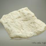 Caolinita<br />Yacimiento de arcillas especiales de Tamame, Tamame, Peñausende, Comarca Sayago, Zamora, Castilla y León, España<br />73 x 47 x 44 mm.<br /> (Autor: Rafael Galiana)