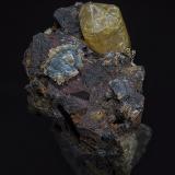 Fluorapatite,  Hematite after Magnetite (variety martite), Quartz (variety chalcedony)Iron Springs District, Iron County, Utah, USA7.1 x 5.4 cm (Author: am mizunaka)