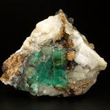 Beryl (variety emerald), Calcite<br />Chivor mining district, Municipio Chivor, Eastern Emerald Belt, Boyacá Department, Colombia<br />90x73x63mm, main xl=33mm<br /> (Author: Fiebre Verde)