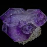 Quartz (variety amethyst)<br />Charlies Creek (Charles Creek), Towns County, Georgia, USA<br />6.0 x 4.1 cm<br /> (Author: am mizunaka)