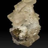 Calcite on Fluorite<br />Moscona Mine, El Llano, Solís, Corvera de Asturias, Comarca Avilés, Asturias, Principality of Asturias, Spain<br />95 x 60 mm<br /> (Author: Manuel Mesa)