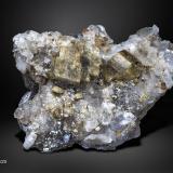 Siderite on Quartz<br />Hachupa, Shigar District, Gilgit-Baltistan (Northern Areas), Pakistan<br />147 x 112 mm<br /> (Author: Manuel Mesa)