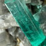 Beryl (variety emerald), Albite (variety cleavelandite), Dolomite, Pyrite<br />Chivor mining district, Palo Arañado Mine, Municipio Chivor, Eastern Emerald Belt, Boyacá Department, Colombia<br />109x41x64mm, main xl=34mm<br /> (Author: Fiebre Verde)