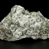 Beryl (variety emerald), Albite (variety cleavelandite), Dolomite, Pyrite<br />Chivor mining district, Palo Arañado Mine, Municipio Chivor, Eastern Emerald Belt, Boyacá Department, Colombia<br />109x41x64mm, main xl=34mm<br /> (Author: Fiebre Verde)