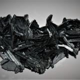 Hematite<br />Gouveia, Minas Gerais, Brazil<br />80mm x 40mm x 20mm<br /> (Author: Philippe Durand)