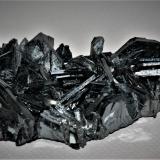 Hematite<br />Gouveia, Minas Gerais, Brazil<br />80mm x 40mm x 20mm<br /> (Author: Philippe Durand)