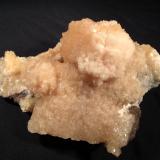 Calcite<br />Bisbee, Warren District, Mule Mountains, Cochise County, Arizona, USA<br />145 mm x 90 mm x 65 mm<br /> (Author: Robert Seitz)