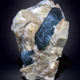 Apatite<br />Slyudyanka (Sludyanka), Lake Baikal area, Irkutsk Oblast, Zabaykalsky Krai, Russia<br />77 X 46 mm<br /> (Author: Manuel Mesa)