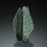 Titanite<br />Zagi Mountain, Hameed Abad Kafoor Dheri, Peshawar, Khyber Pakhtunkhwa, Pakistan<br />0.8 x 2.0 cm<br /> (Author: crosstimber)