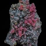 Rhodochrosite, QuartzConselheiro Lafaiete, Minas Gerais, Brasil6.2 x 4.5 cm (Author: am mizunaka)