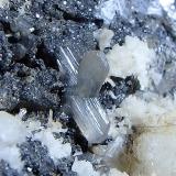 Cerusita<br />Mina Linda Mariquita, El Molar, Comarca Priorat, Tarragona, Cataluña / Catalunya, España<br />Cristal de cerusita 0,6cm aprox.<br /> (Autor: heat00)