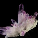 Quartz (variety amethyst)<br />Piedra Parada (Las Vigas), Municipio Tatatila, Veracruz (Veracruz de Ignacio de la Llave), Mexico<br />8x6x6 cm<br /> (Author: JMiguelE)