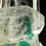 Beryl (variety emerald), Quartz, Calcite<br />Peñas Blancas Mine, Municipio San Pablo de Borbur, Western Emerald Belt, Boyacá Department, Colombia<br />33x43x20mm, main xl=11mm<br /> (Author: Fiebre Verde)