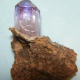 Quartz (variety amethyst)<br />Goboboseb Mountains, Brandberg area, Erongo Region, Namibia<br />31mm x 40mm x 20mm<br /> (Author: Heimo Hellwig)