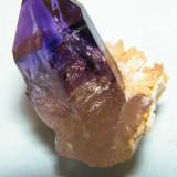 Quartz (variety amethyst)<br />Brandberg area, Erongo Region, Namibia<br />20mm x 28mm x 14mm<br /> (Author: Heimo Hellwig)