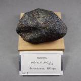 Cromita<br />Carratraca, Comarca Valle del Guadalhorce, Málaga, Andalucía, España<br />8 x 6 cm.<br /> (Autor: J. G. Alcolea)