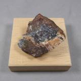 Clausthalita<br />Tilkerode, Harz, Sajonia-Anhalt/Sachsen-Anhalt, Alemania<br />4,5 x 3,5 x 1,8 cm.<br /> (Autor: J. G. Alcolea)
